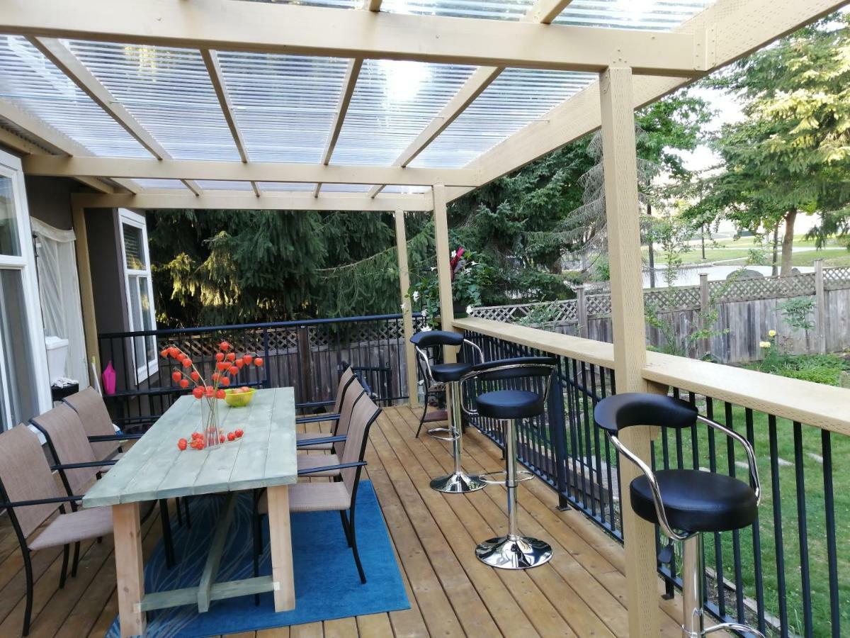 Three Kittens Guesthouse Burnaby Exterior photo